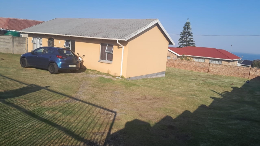 3 Bedroom Property for Sale in Sunnyridge Eastern Cape